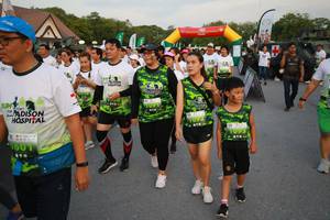 BIB: 
                            <button type="button" onclick="openModal(3530959)" class="btn btn-primary btn-sm float-right btn-popup" data-toggle="modal" data-target=".modal-high-quality">
                        <i class="fas fa-shopping-cart"></i> Add to Cart
                    </button>
                                            <button type="button" onclick="isThisMe(3530959, true)" class="btn btn-success btn-sm float-right btn-popup btn-isme hidden" data-toggle="tooltip" data-placement="bottom" title="นี่คือรูปของคุณใช่ไหม คลิกที่นี่เพื่อเอาเข้าอัลบั้ม">
                        <i class="fas fa-plus"></i> Add to album
                    </button>
                    <button type="button" onclick="isThisMe(3530959, false)" class="btn btn-warning btn-sm float-right btn-popup btn-isnotme hidden">
                        <i class="fas fa-ban"></i> Remove from album
                    </button>